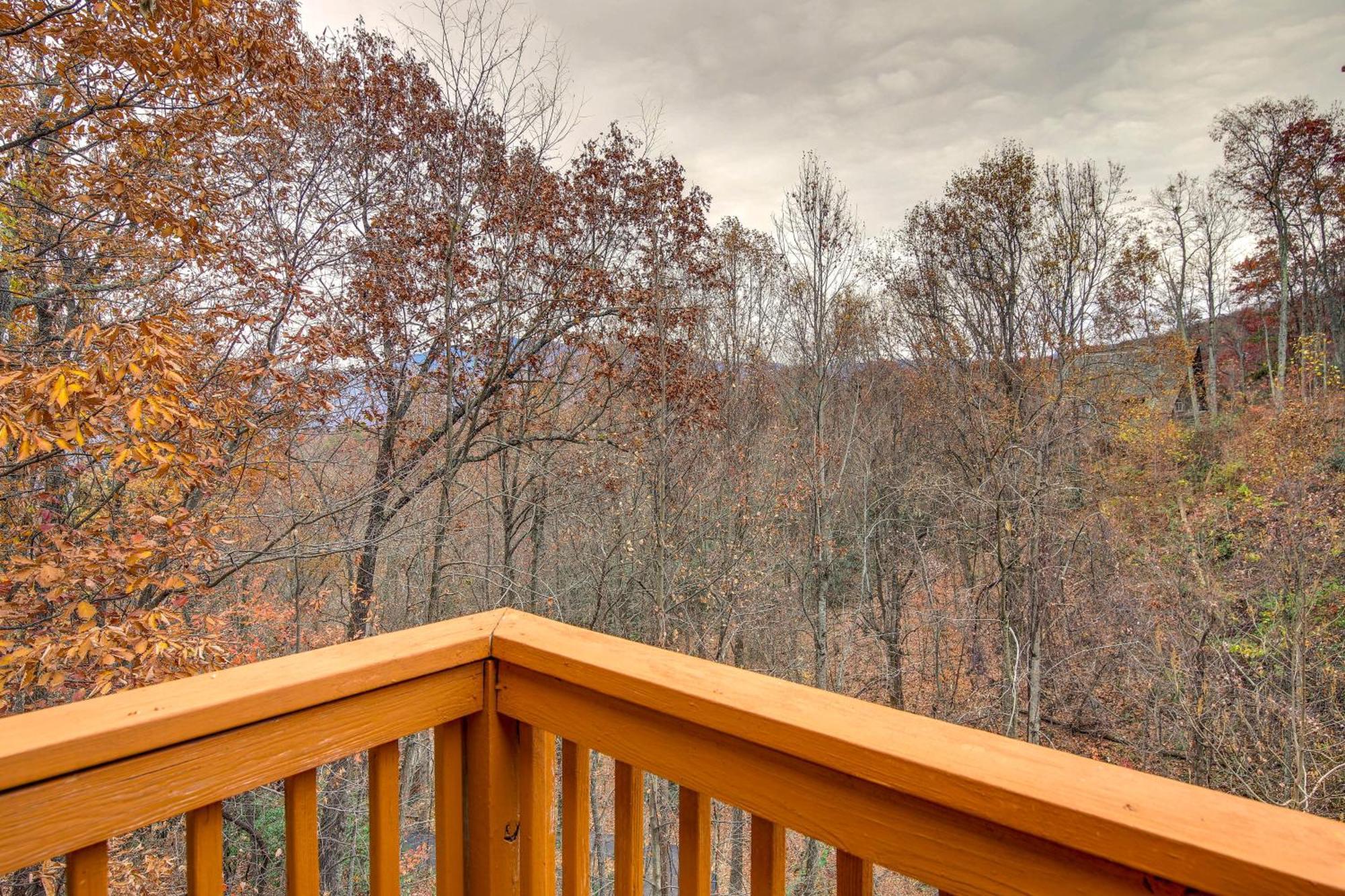 Pet-Friendly Gatlinburg Retreat With Hot Tub! Villa Eksteriør bilde