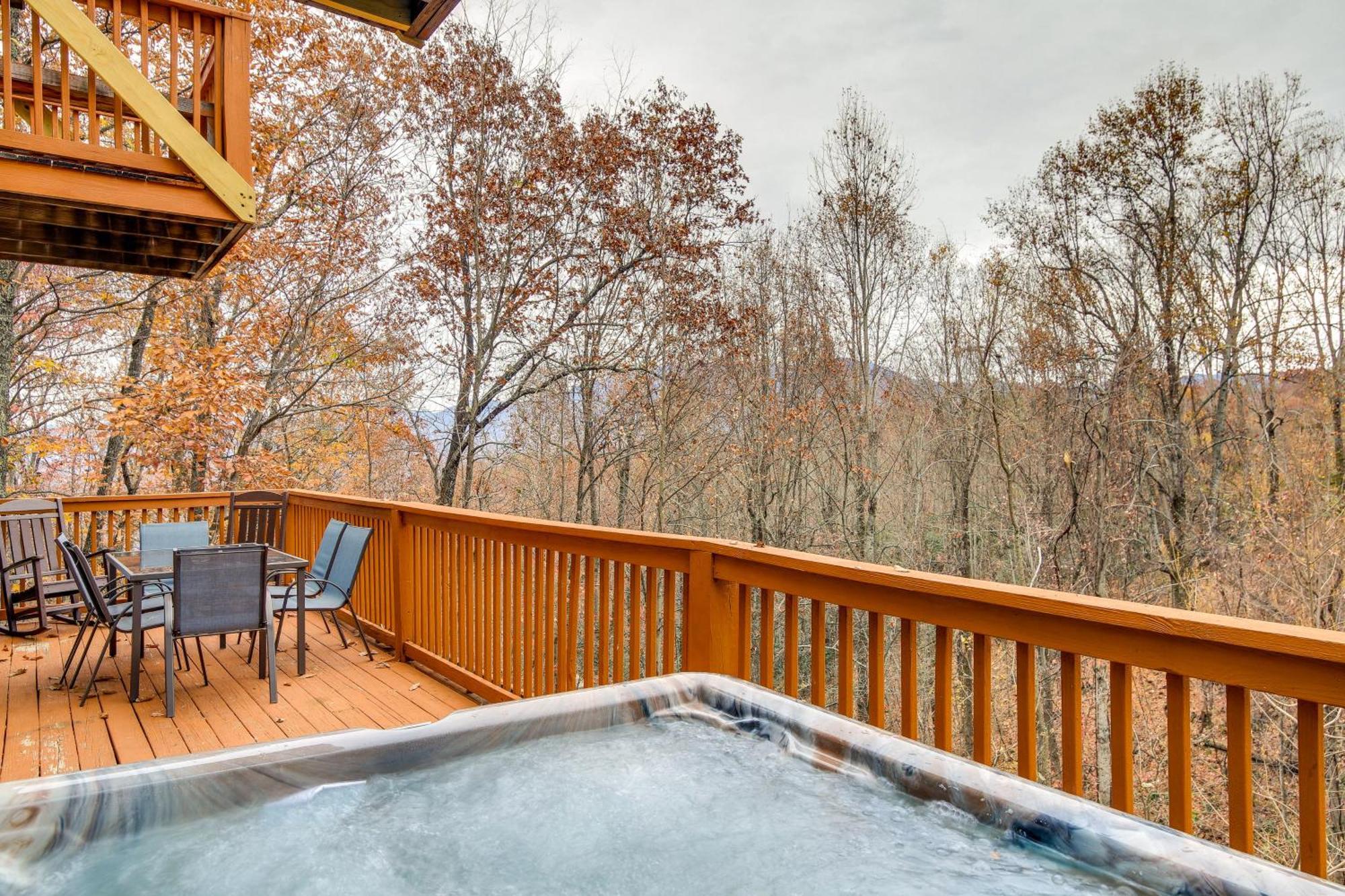 Pet-Friendly Gatlinburg Retreat With Hot Tub! Villa Eksteriør bilde