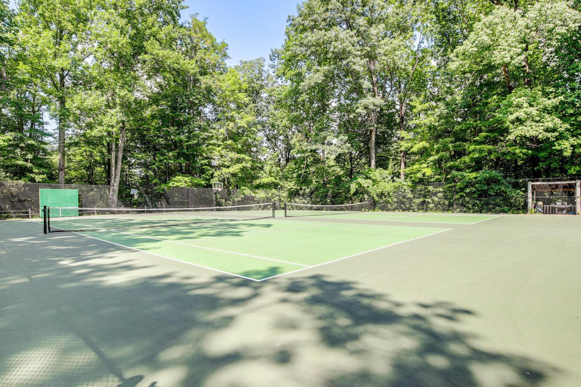 Pet-Friendly Gatlinburg Retreat With Hot Tub! Villa Eksteriør bilde