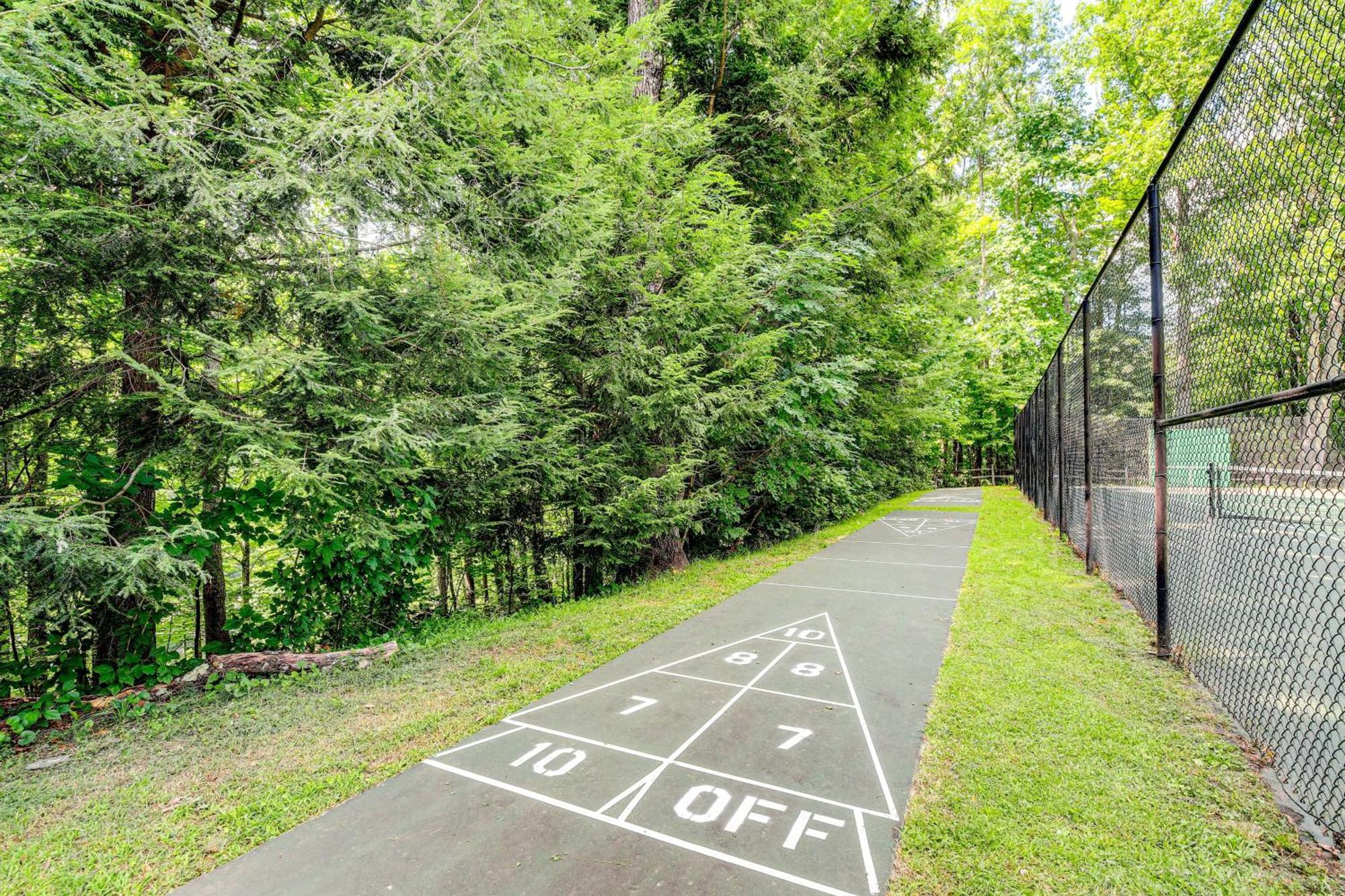 Pet-Friendly Gatlinburg Retreat With Hot Tub! Villa Eksteriør bilde